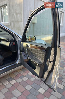 Седан Mercedes-Benz C-Class 2002 в 