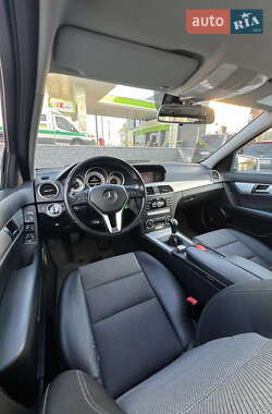 Универсал Mercedes-Benz C-Class 2012 в 
