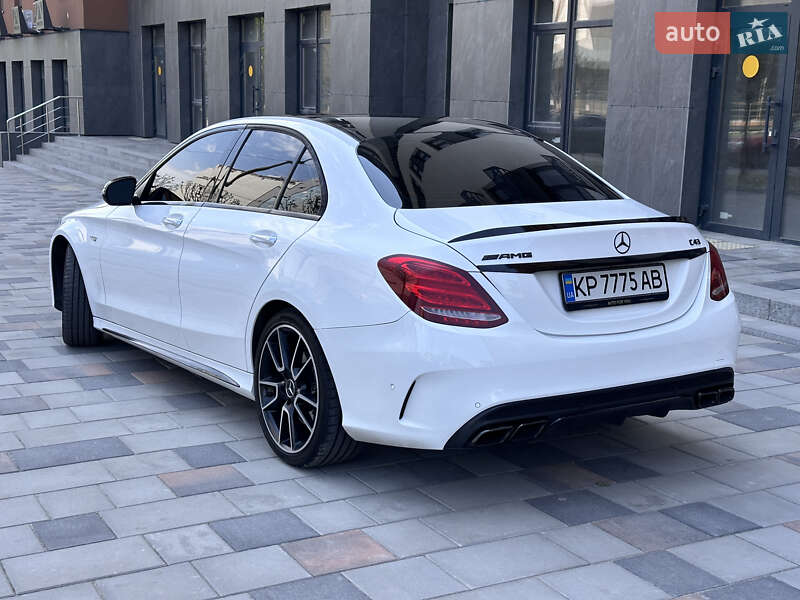 Седан Mercedes-Benz C-Class 2017 в Дніпрі