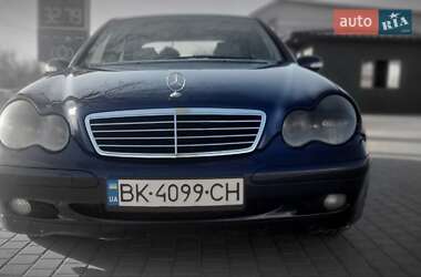 Седан Mercedes-Benz C-Class 2000 в 