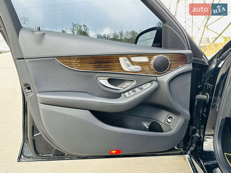Седан Mercedes-Benz C-Class 2017 в Харькове