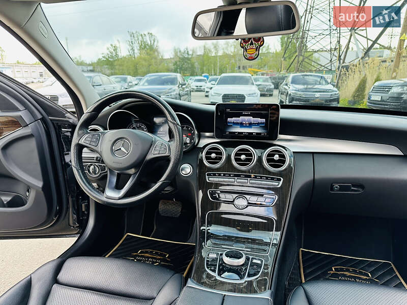 Седан Mercedes-Benz C-Class 2017 в Харькове