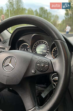 Седан Mercedes-Benz C-Class 2009 в 
