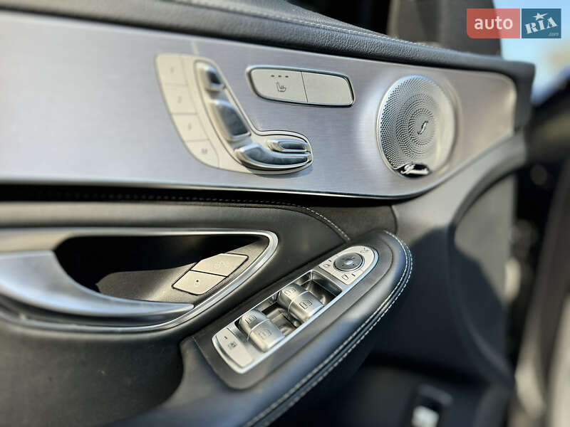 Седан Mercedes-Benz C-Class 2019 в Києві