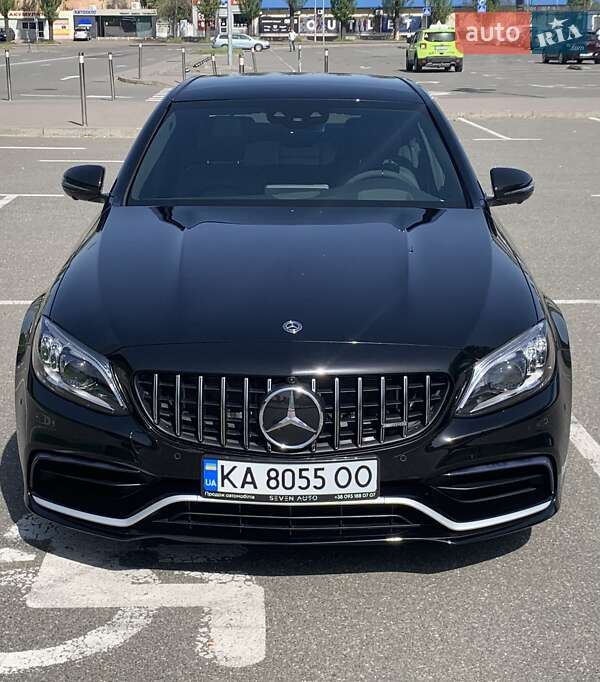 Mercedes-Benz C-Class 2019