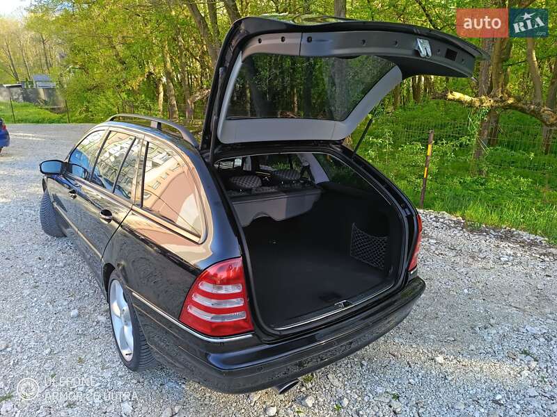 Универсал Mercedes-Benz C-Class 2003 в Тернополе