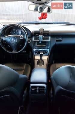 Седан Mercedes-Benz C-Class 2005 в 