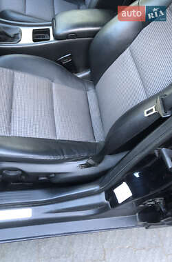 Седан Mercedes-Benz C-Class 2005 в 