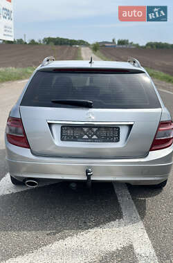Универсал Mercedes-Benz C-Class 2010 в 