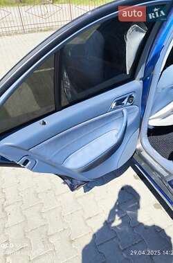 Седан Mercedes-Benz C-Class 2001 в 