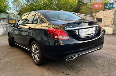Седан Mercedes-Benz C-Class 2017 в 