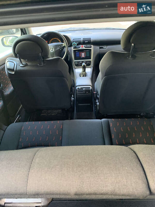 Купе Mercedes-Benz C-Class 2001 в Киеве