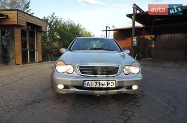 Седан Mercedes-Benz C-Class 2002 в Кривом Роге