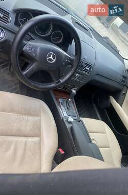 Седан Mercedes-Benz C-Class 2008 в 