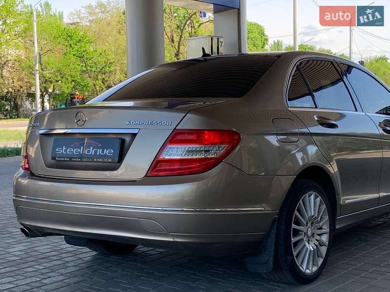 Седан Mercedes-Benz C-Class 2007 в Миколаєві