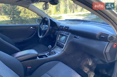 Купе Mercedes-Benz C-Class 2002 в 