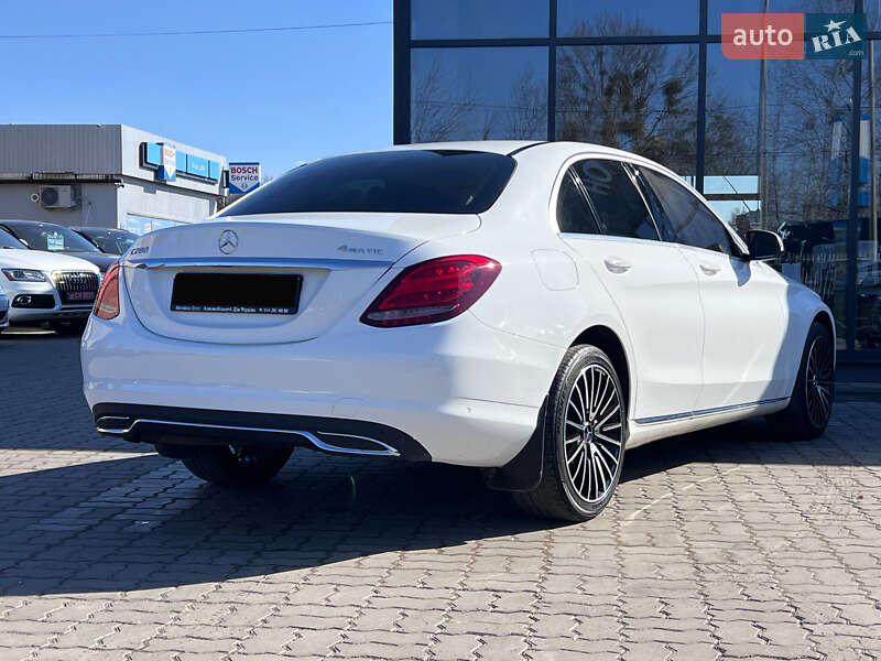 Седан Mercedes-Benz C-Class 2015 в Нововолынске