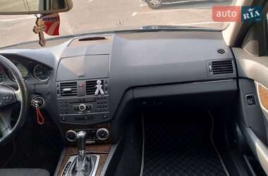 Универсал Mercedes-Benz C-Class 2010 в 