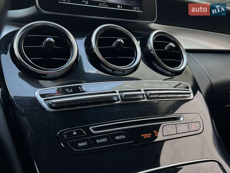 Універсал Mercedes-Benz C-Class 2018 в Києві