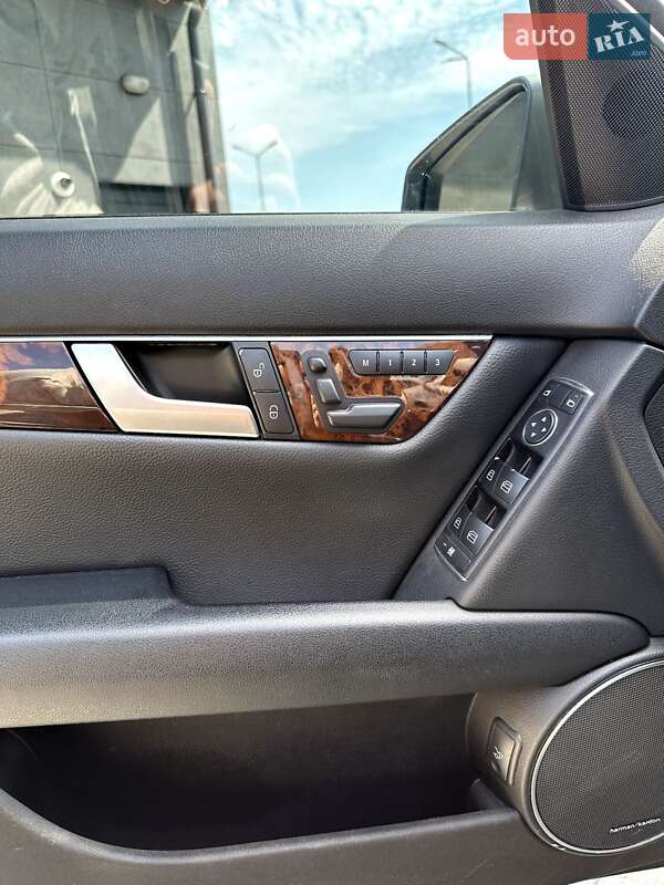 Седан Mercedes-Benz C-Class 2012 в Лубнах фото 15 Седан Mercedes-Benz C-Class 2012 в Лубнах