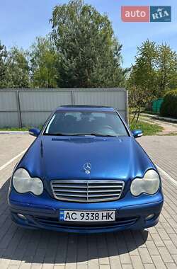Седан Mercedes-Benz C-Class 2003 в 