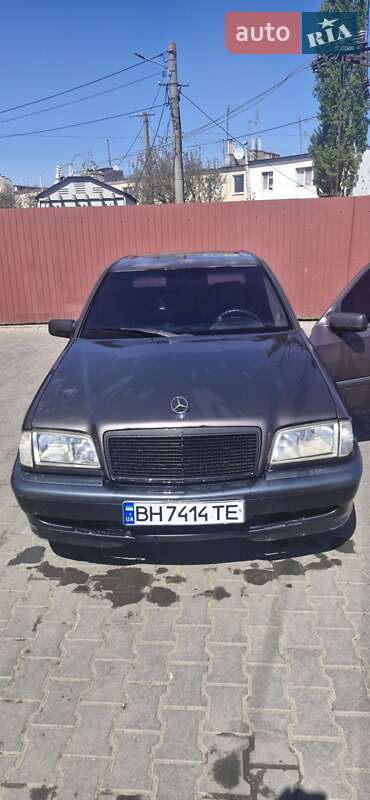 Седан Mercedes-Benz C-Class 1994 в Одессе