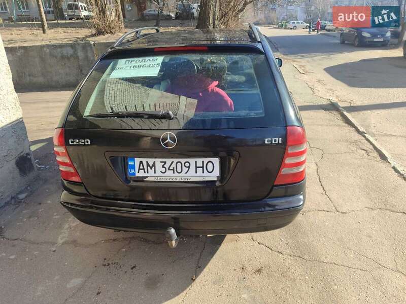 Универсал Mercedes-Benz C-Class 2002 в Житомире