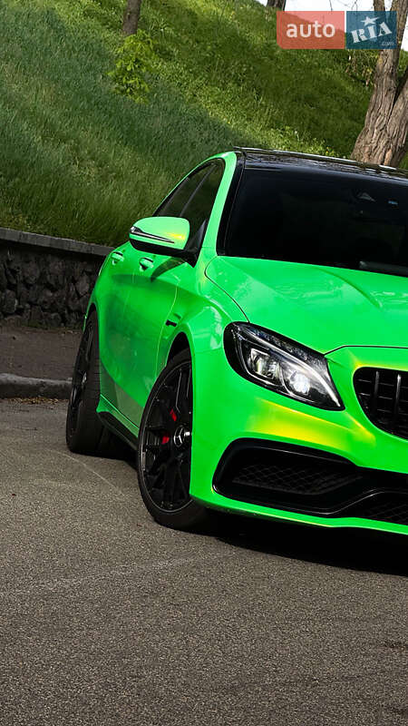 Седан Mercedes-Benz C-Class 2015 в Киеве