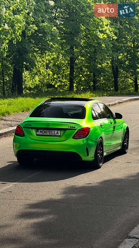 Седан Mercedes-Benz C-Class 2015 в Киеве