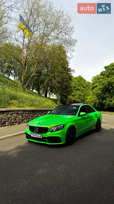 Седан Mercedes-Benz C-Class 2015 в Киеве