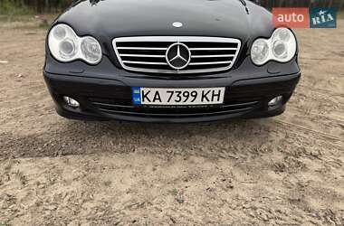 Седан Mercedes-Benz C-Class 2005 в 