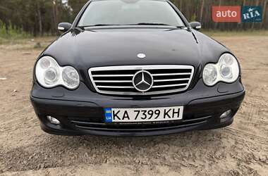 Седан Mercedes-Benz C-Class 2005 в 