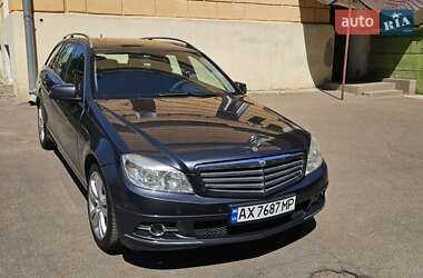 Mercedes-Benz C-Class 2010 Mercedes-Benz C-Class 2010