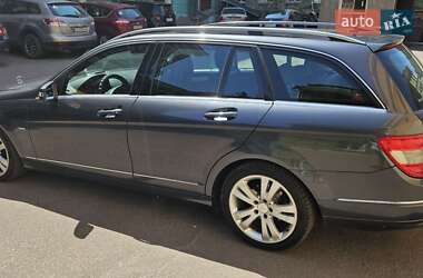 Универсал Mercedes-Benz C-Class 2010 в 