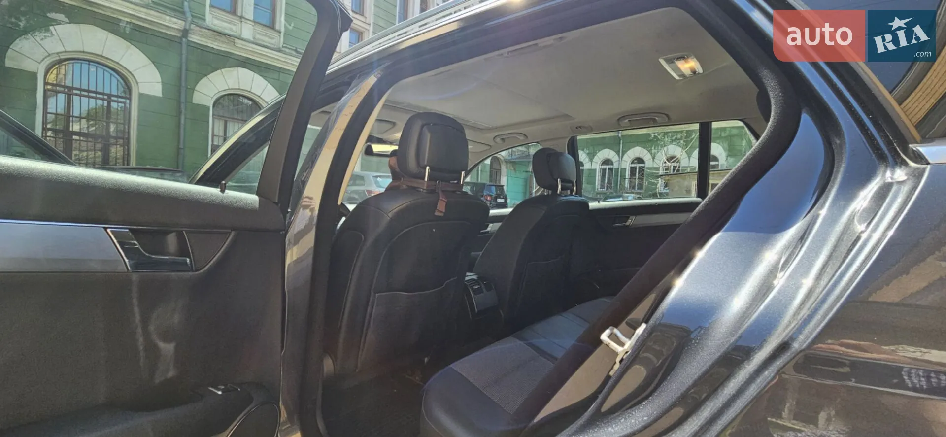 2010 Mercedes-Benz C-klasse - мініатюра 14