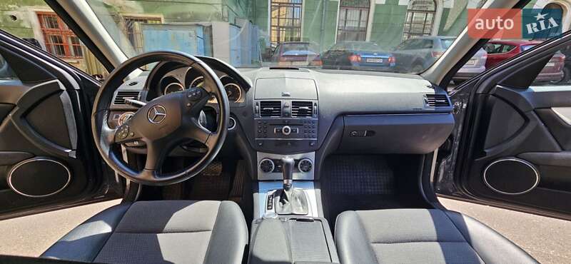 Универсал Mercedes-Benz C-Class 2010 в Одессе фото 19 Универсал Mercedes-Benz C-Class 2010 в Одессе