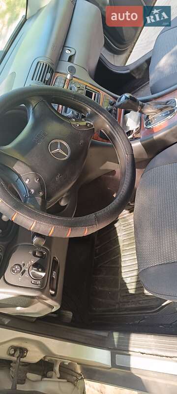 Седан Mercedes-Benz C-Class 2001 в Каменском