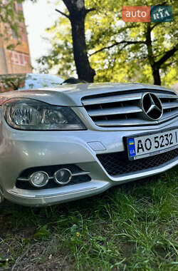 Универсал Mercedes-Benz C-Class 2012 в 