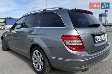 Універсал Mercedes-Benz C-Class 2009 в 
