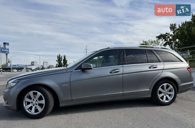 Універсал Mercedes-Benz C-Class 2009 в 