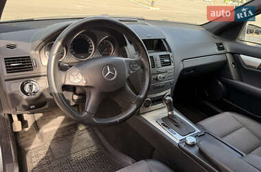 Універсал Mercedes-Benz C-Class 2009 в 