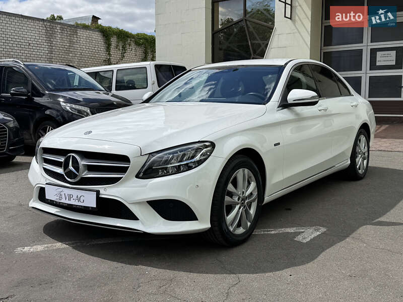 Седан Mercedes-Benz C-Class 2021 в Києві