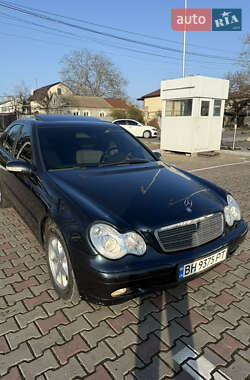 Седан Mercedes-Benz C-Class 2003 в Одессе