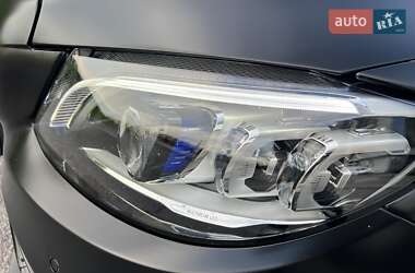 Кабриолет Mercedes-Benz C-Class 2019 в 