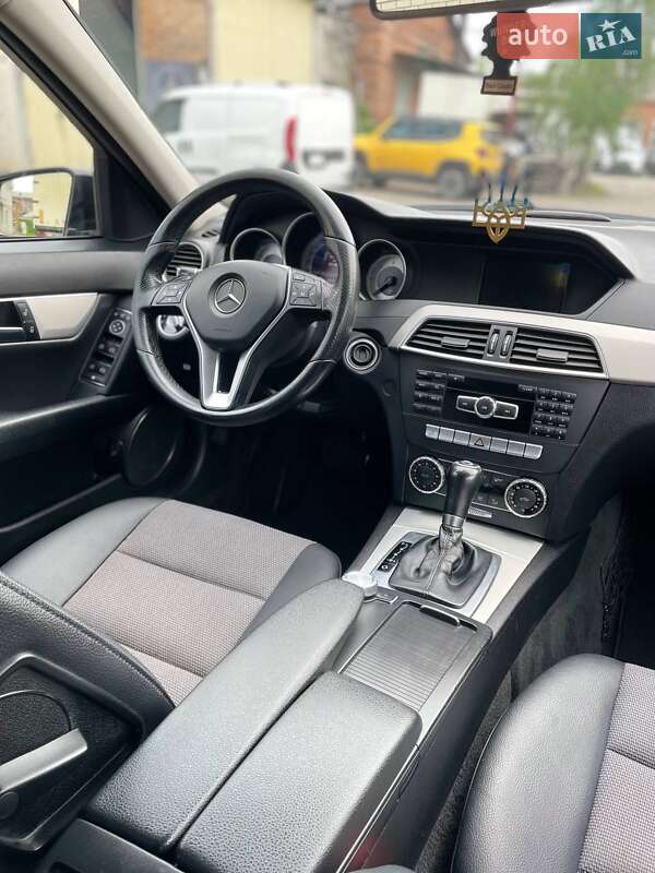 Универсал Mercedes-Benz C-Class 2013 в Харькове