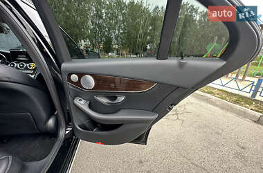 Седан Mercedes-Benz C-Class 2015 в 