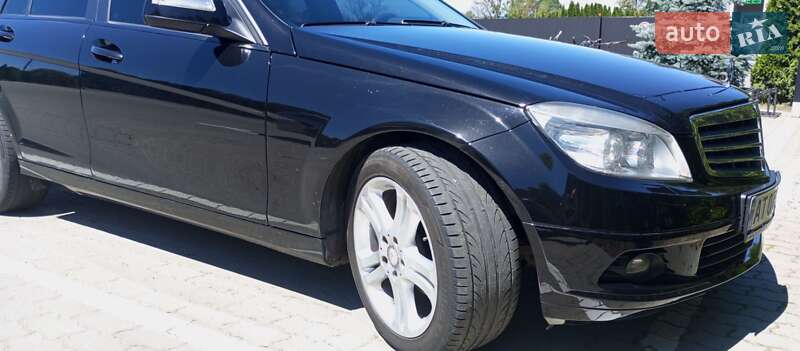 Універсал Mercedes-Benz C-Class 2008 в Івано-Франківську