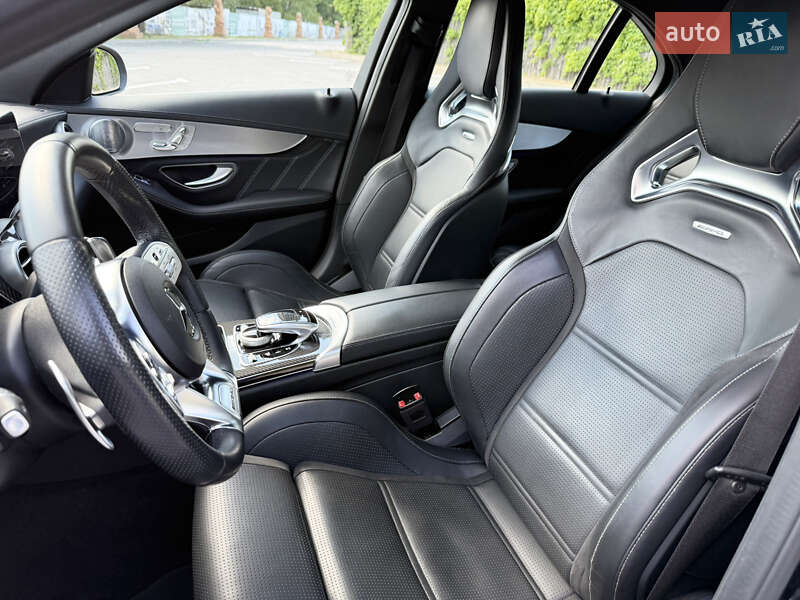 Седан Mercedes-Benz C-Class 2019 в Днепре