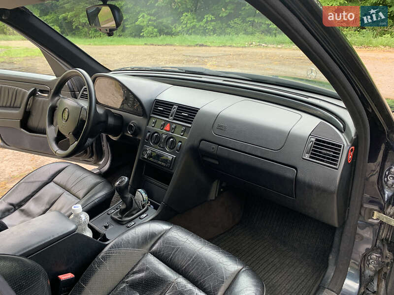 Седан Mercedes-Benz C-Class 1997 в Болехове