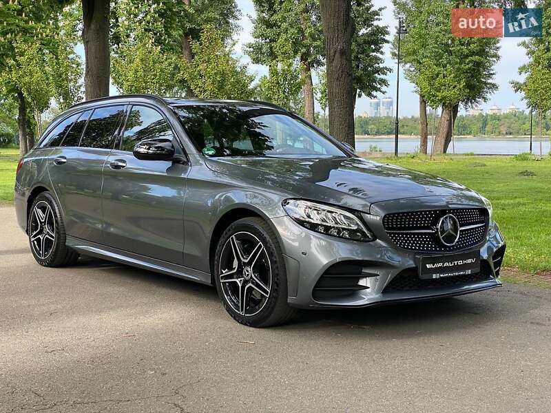 Универсал Mercedes-Benz C-Class 2018 в Киеве